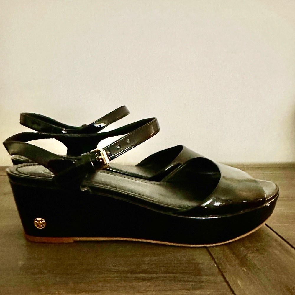 Tory Buch Black Patent Leather Wedge Sandals